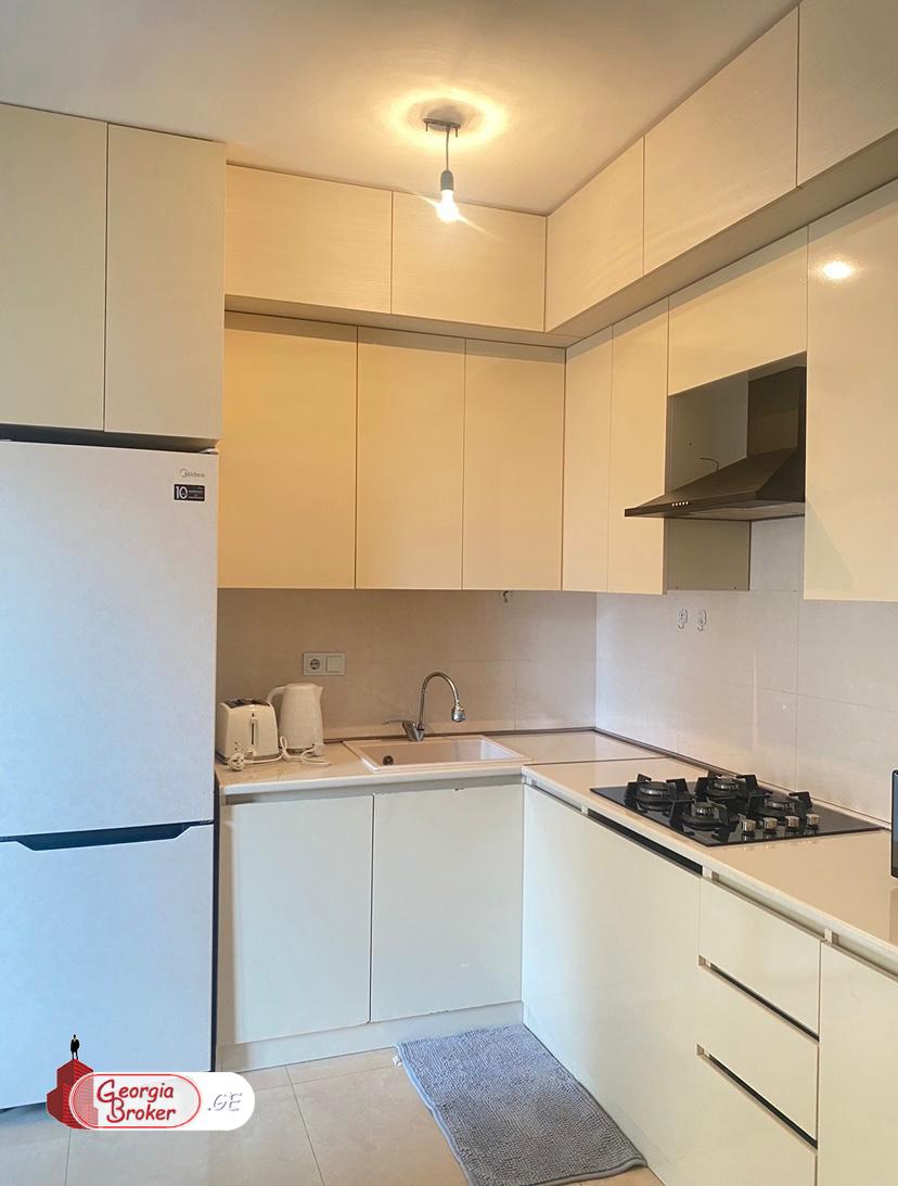 იყიდება ახალი გარემონტებული 2 ოთახიანი ბინა